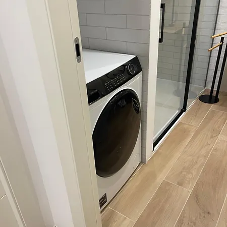 Super Comfort Pisino Street Apartment *