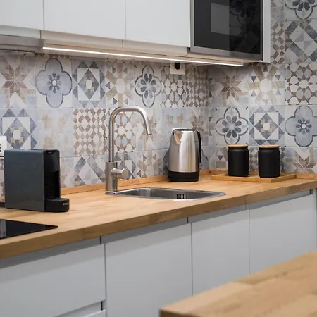 Super Comfort Pisino Street Apartment *