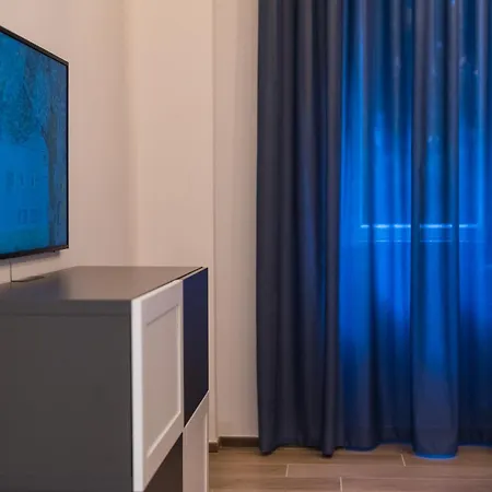 Super Comfort Pisino Street Appartamento