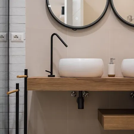 Super Comfort Pisino Street Lejlighed *