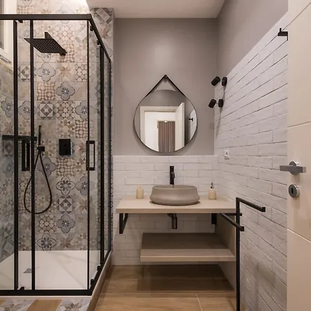 Super Comfort Pisino Street Rom