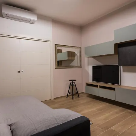 Super Comfort Pisino Street Apartment