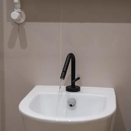 Super Comfort Pisino Street * Rom