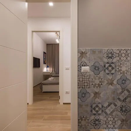 Super Comfort Pisino Street *